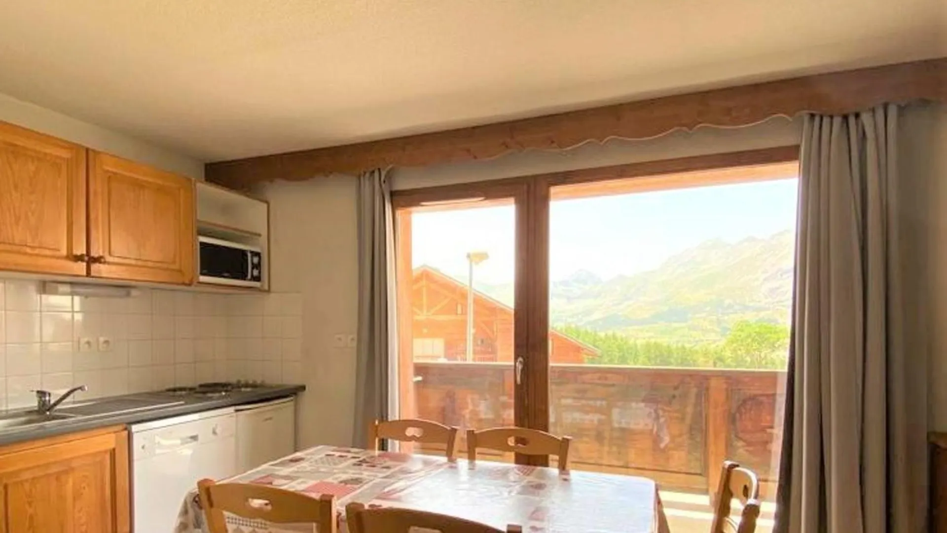 Appartement Renove 6 Pers, Balcon, Parking, Animaux Admis - Fr-1-504-484 Le Devoluy France